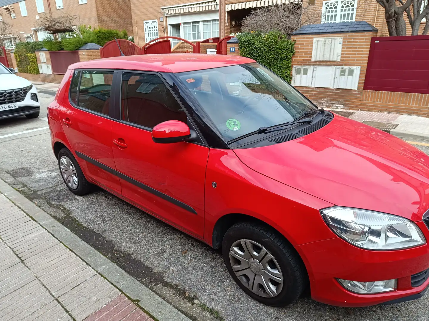 Skoda Fabia 1.2 Spirit 60 Rojo - 1