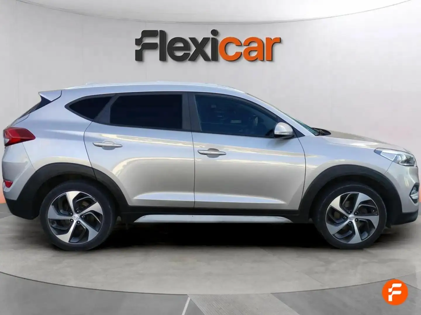 Hyundai TUCSON 1.7CRDI BD Kosmo 4x2 Negro - 2