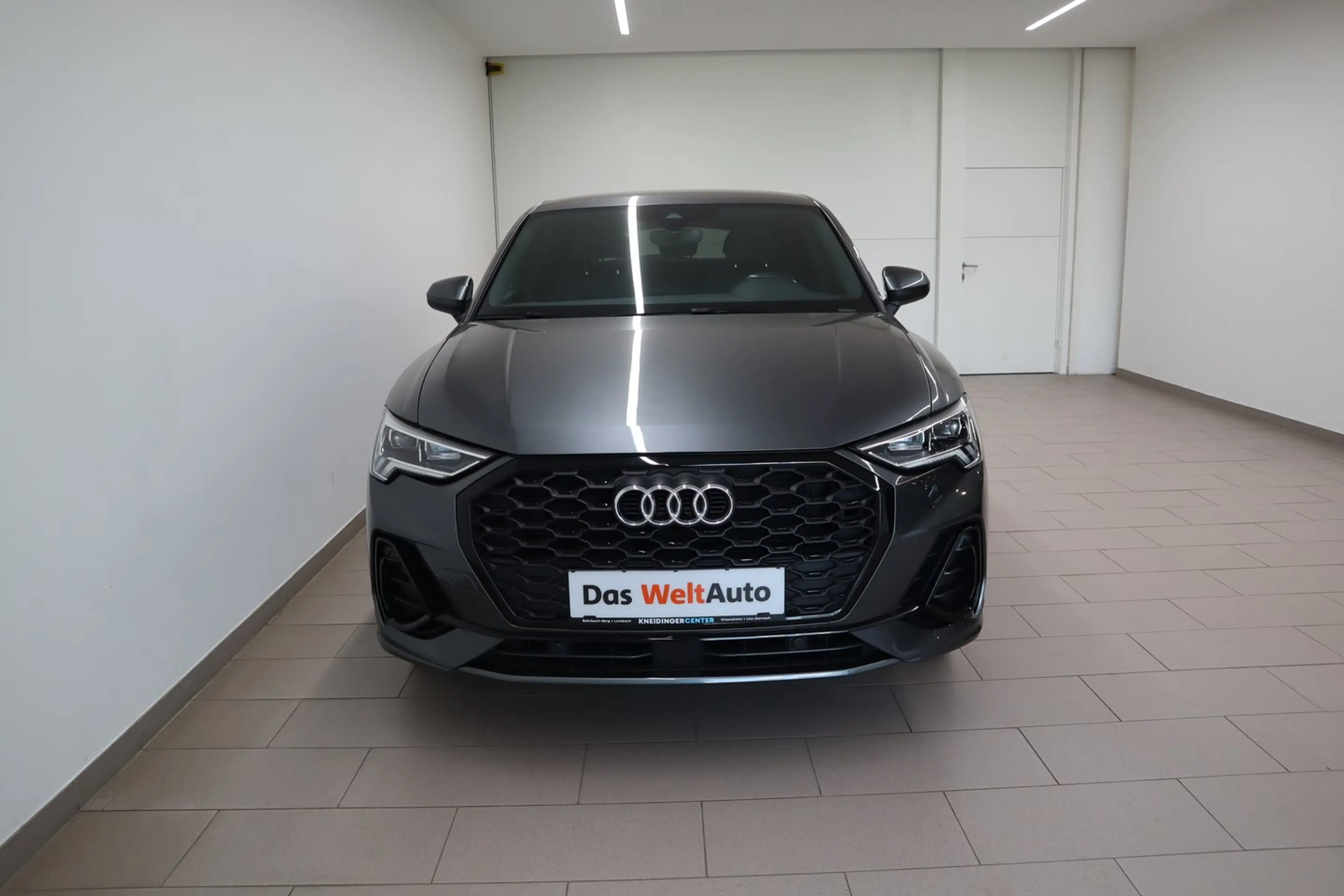 Audi Q3 35 TFSI S line exterieur — photo 2