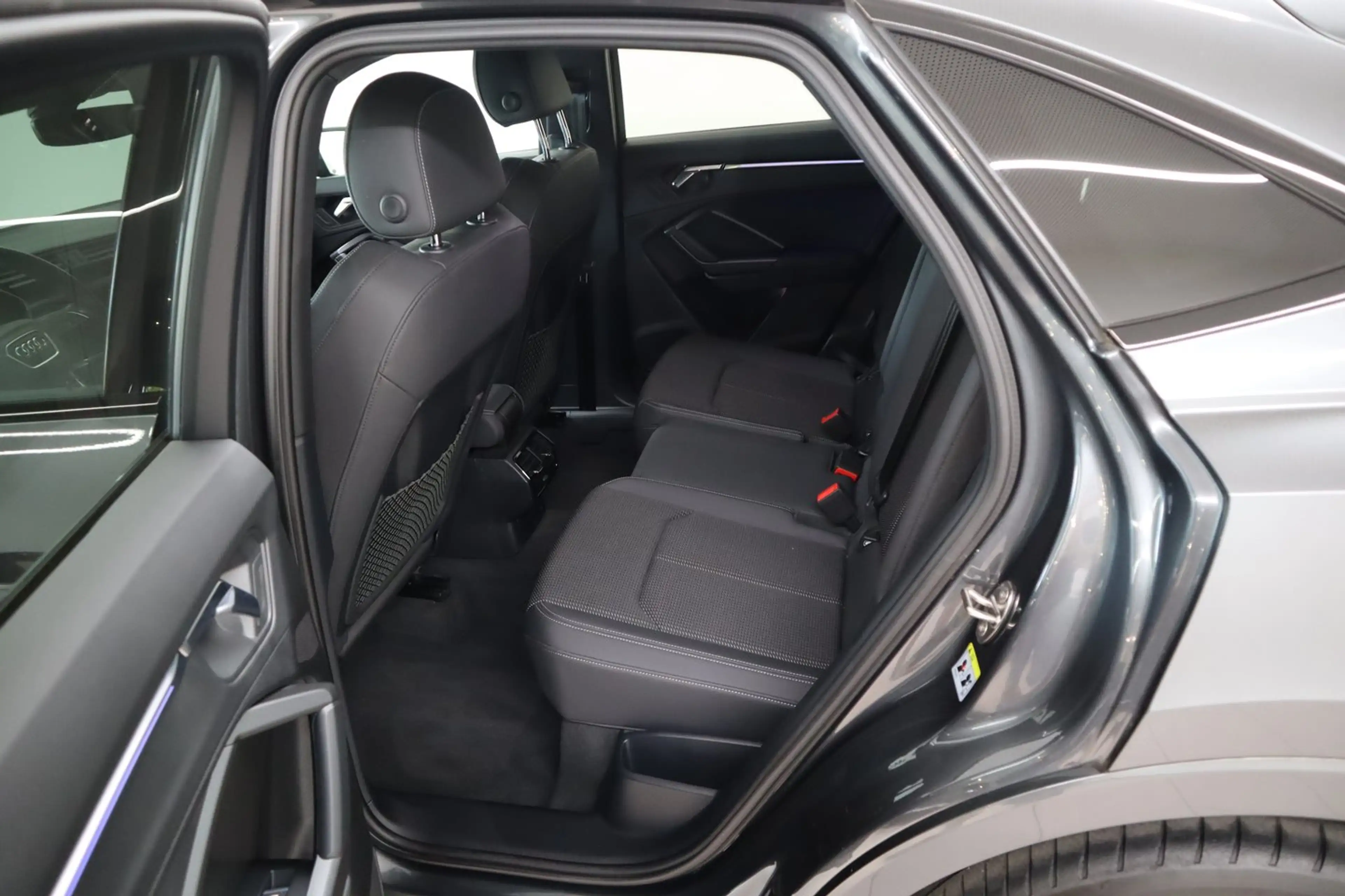 Audi Q3 35 TFSI S line exterieur — photo 9