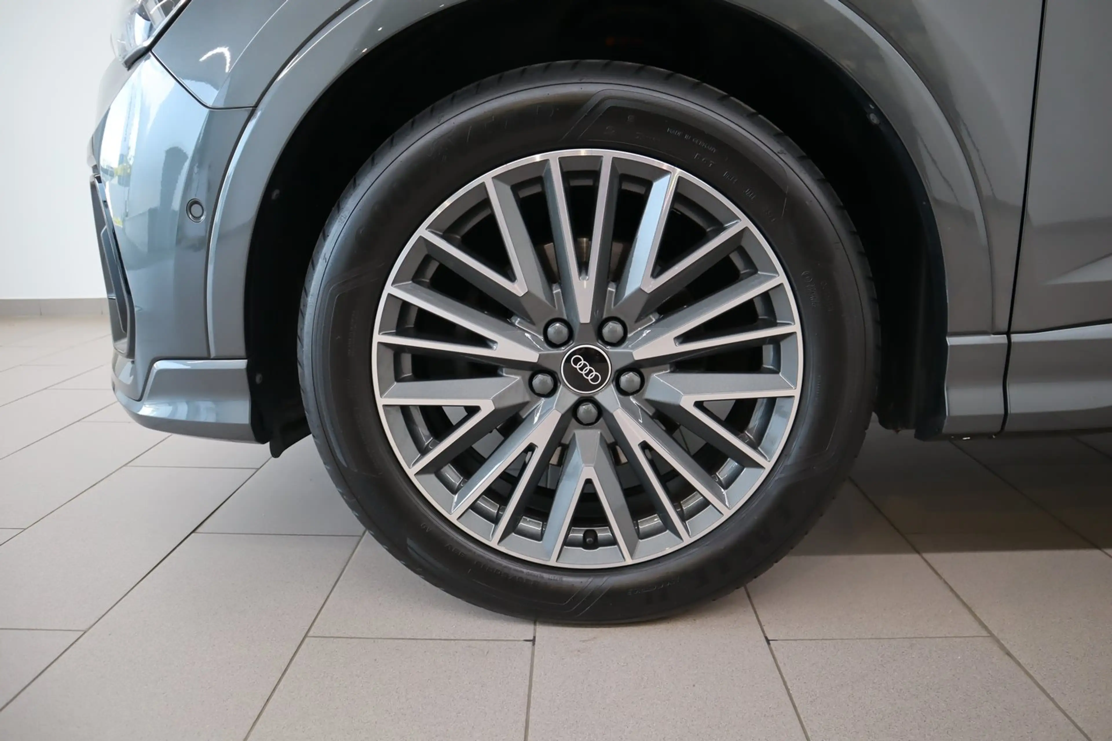 Audi Q3 35 TFSI S line exterieur — photo 4