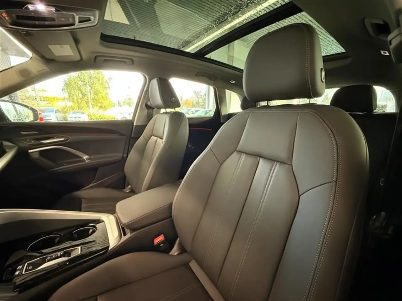 Audi Q5 снимка Audi Q5