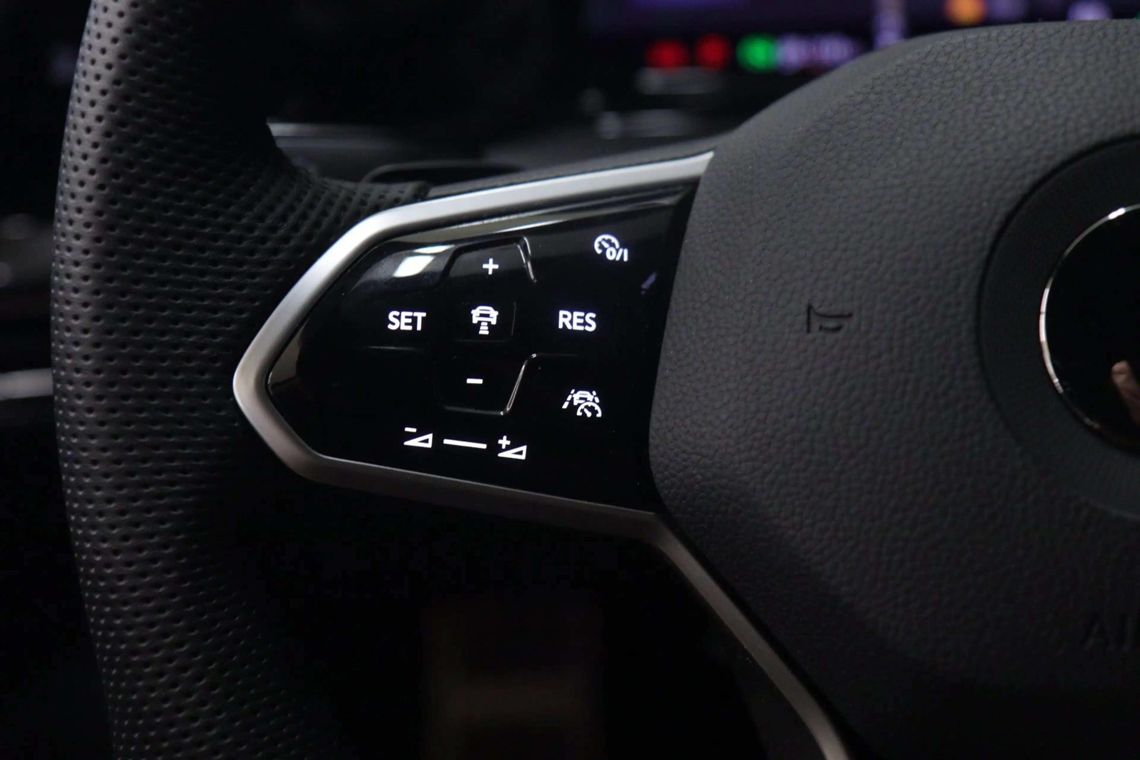 Volkswagen Golf GTE 1.4 eHybrid BLACKSTYLE/PANO/CARPLAY/SFEERVER/VOL — photo 17