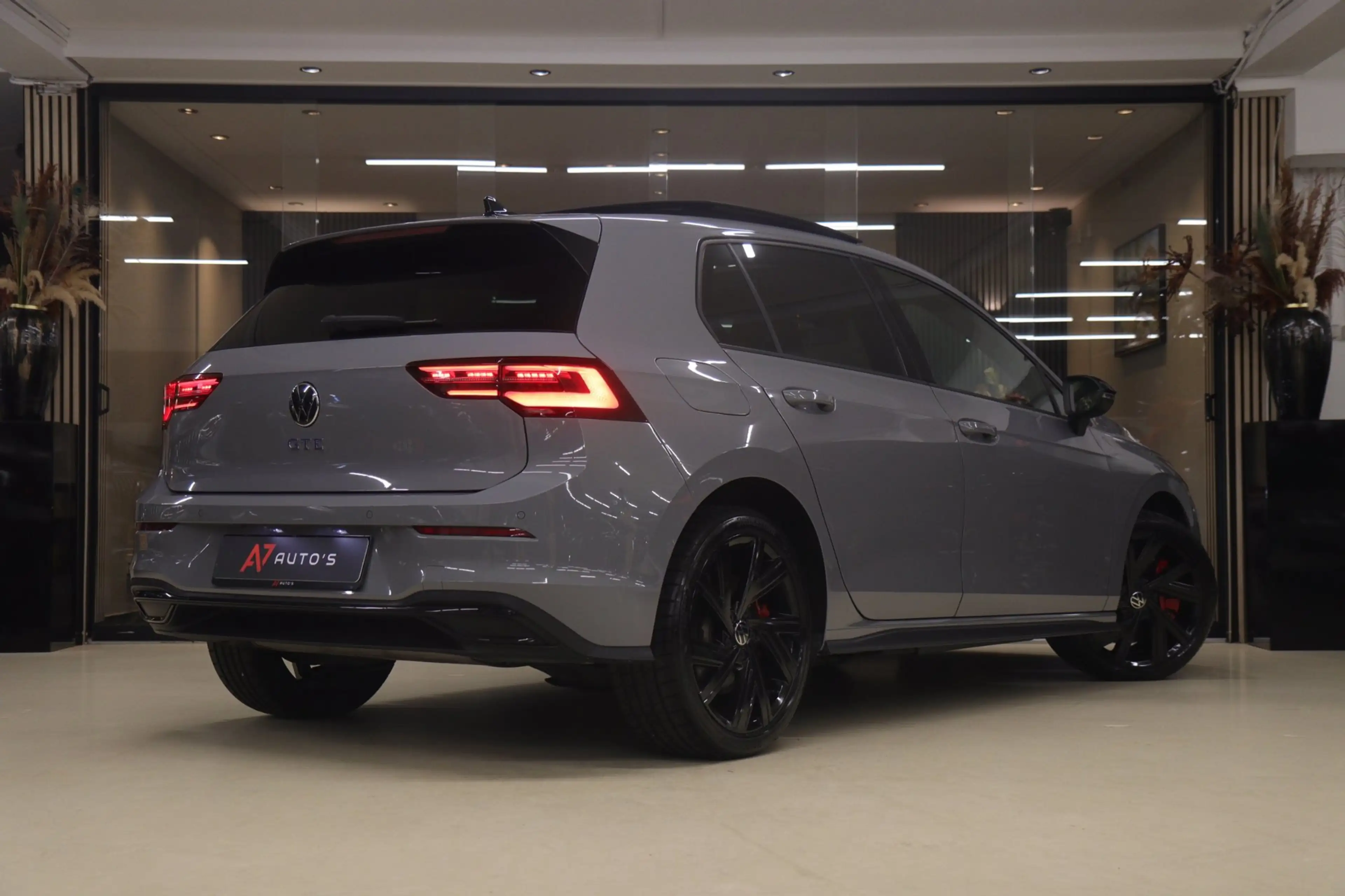 Volkswagen Golf GTE 1.4 eHybrid BLACKSTYLE/PANO/CARPLAY/SFEERVER/VOL — photo 4