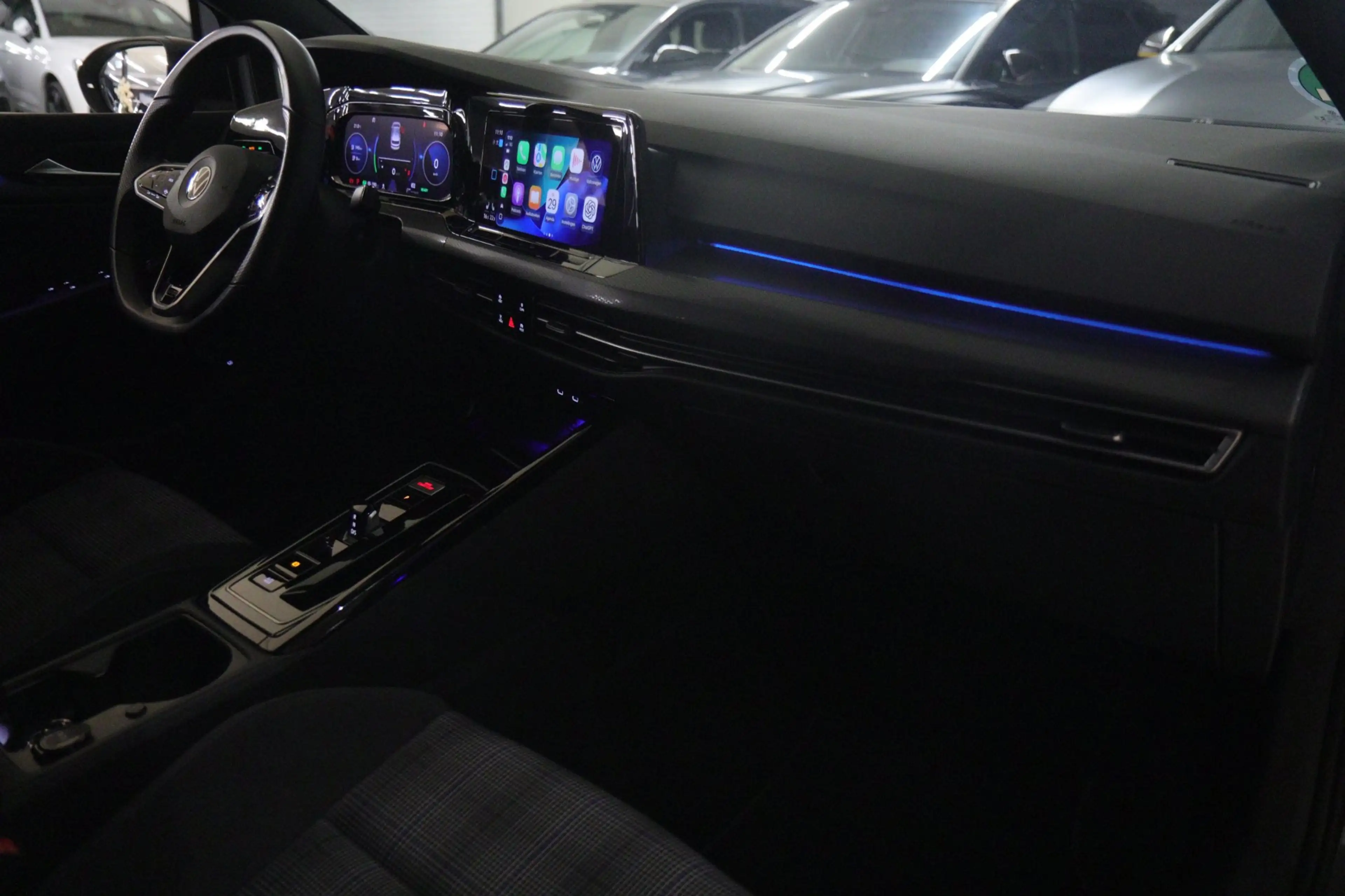 Volkswagen Golf GTE 1.4 eHybrid BLACKSTYLE/PANO/CARPLAY/SFEERVER/VOL — photo 46