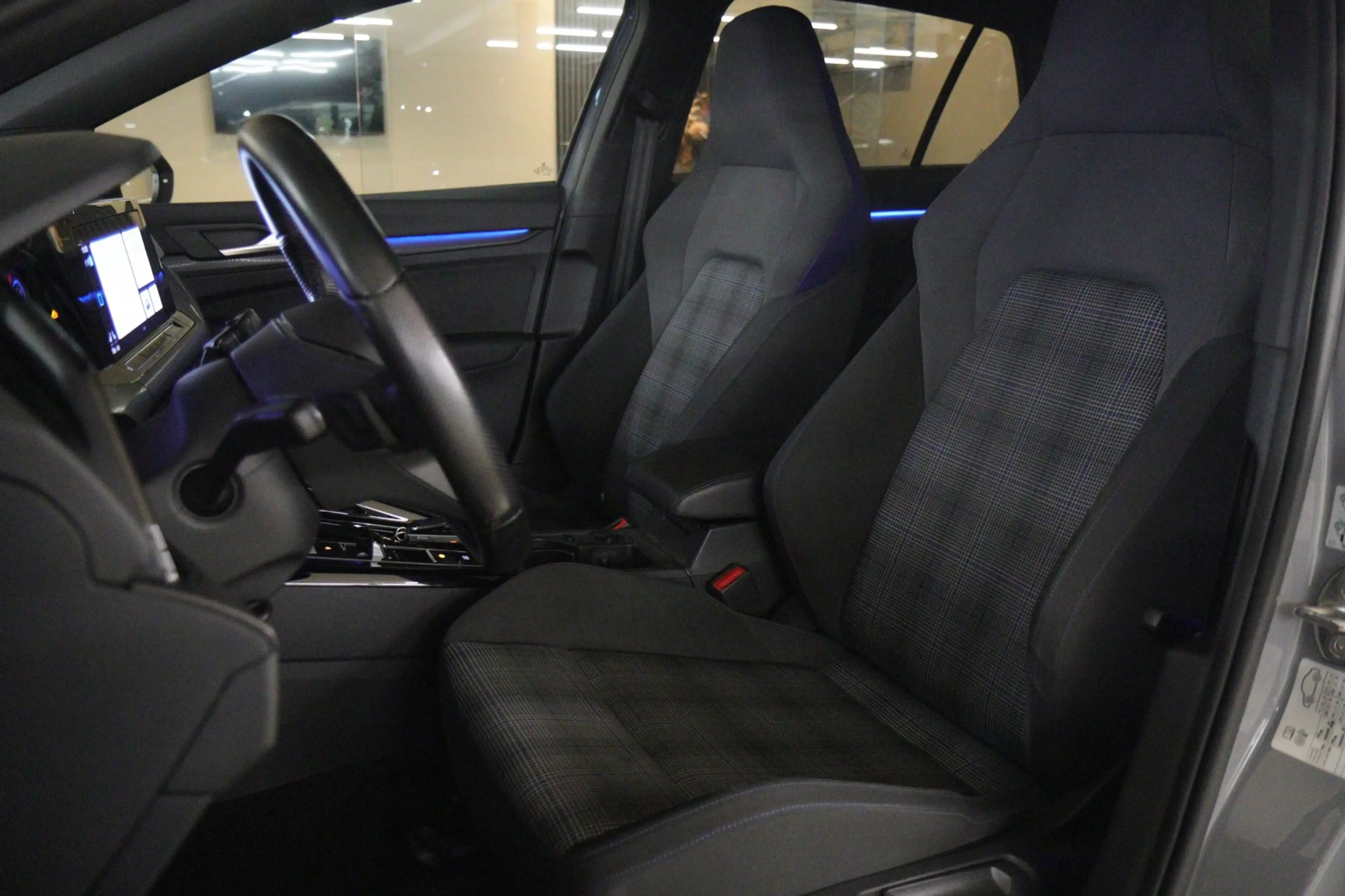 Volkswagen Golf GTE 1.4 eHybrid BLACKSTYLE/PANO/CARPLAY/SFEERVER/VOL — photo 12
