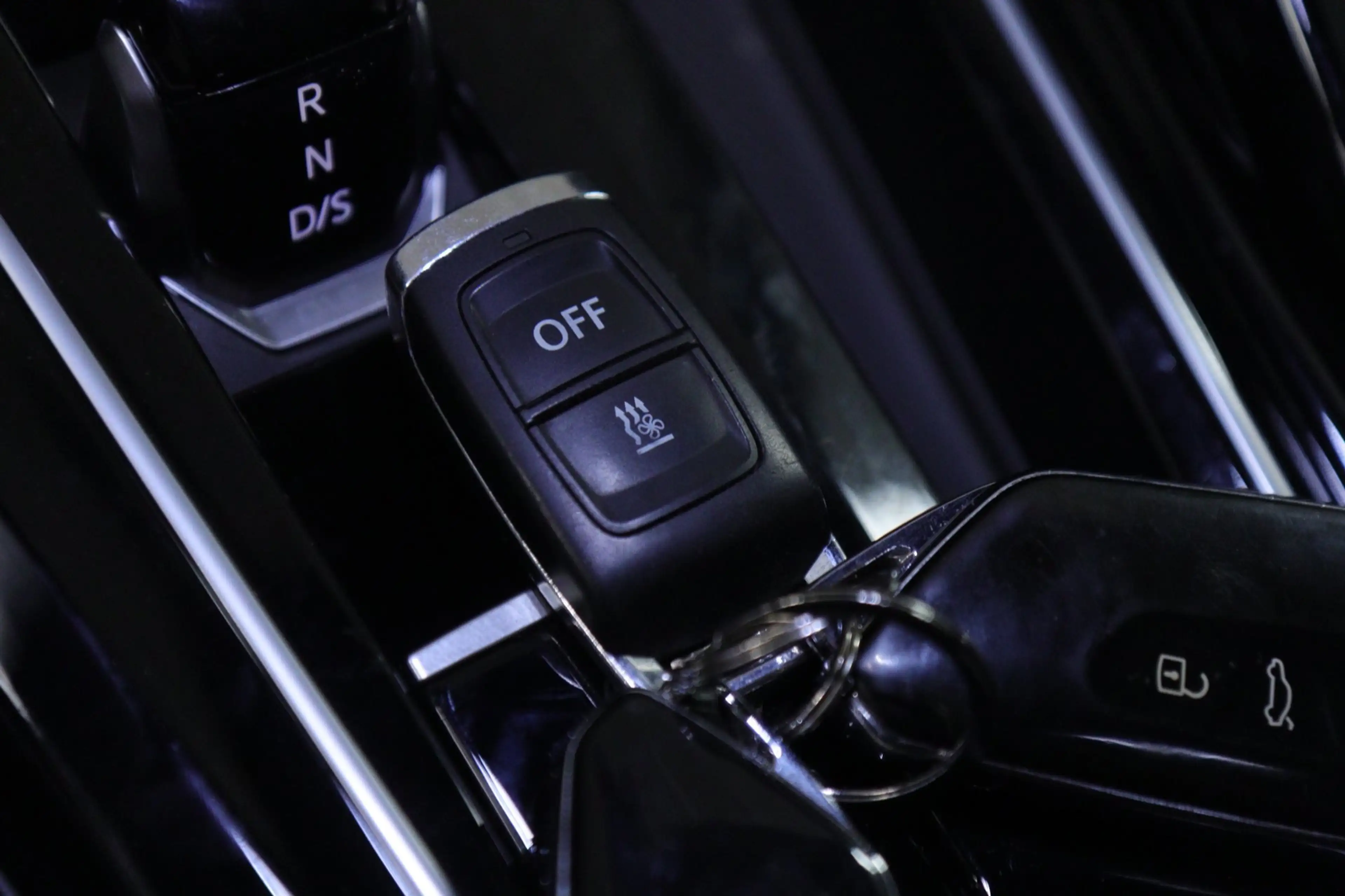 Volkswagen Golf GTE 1.4 eHybrid BLACKSTYLE/PANO/CARPLAY/SFEERVER/VOL — photo 22