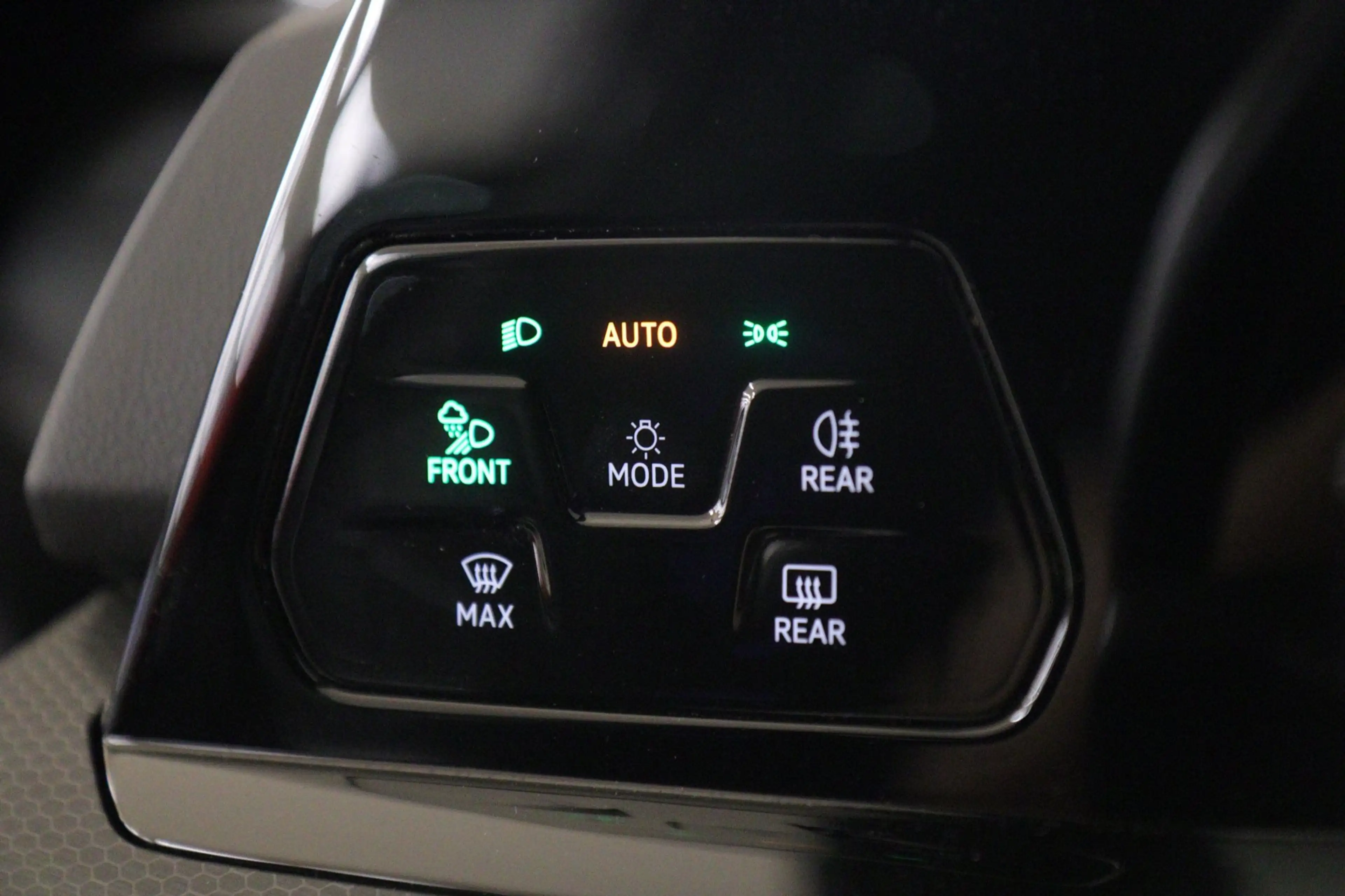 Volkswagen Golf GTE 1.4 eHybrid BLACKSTYLE/PANO/CARPLAY/SFEERVER/VOL — photo 45