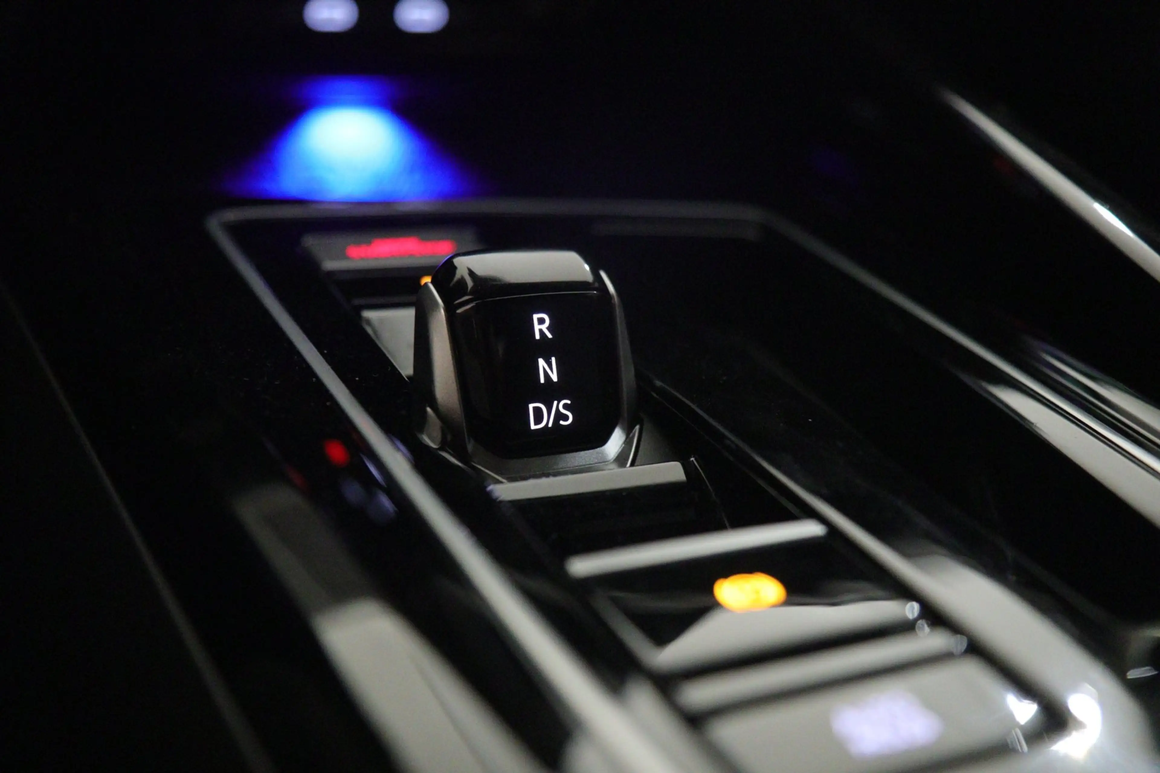 Volkswagen Golf GTE 1.4 eHybrid BLACKSTYLE/PANO/CARPLAY/SFEERVER/VOL — photo 40