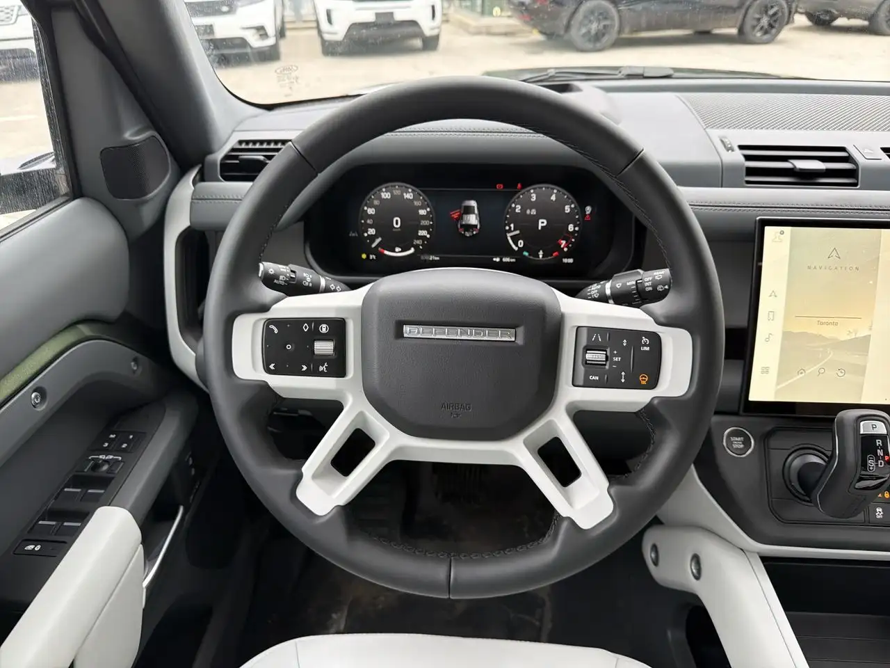 Land Rover Defender снимка Land Rover Defender