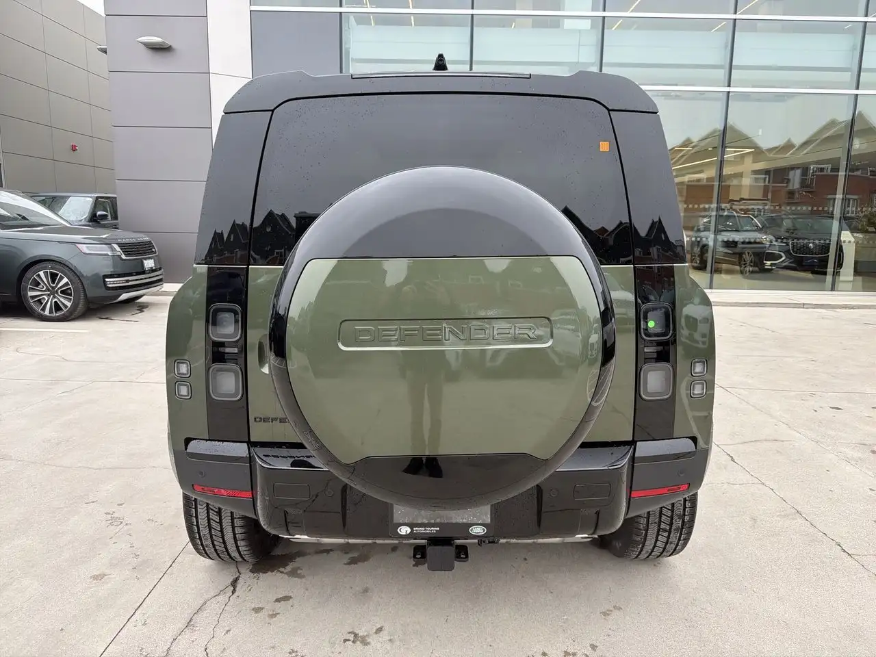 Land Rover Defender снимка Land Rover Defender
