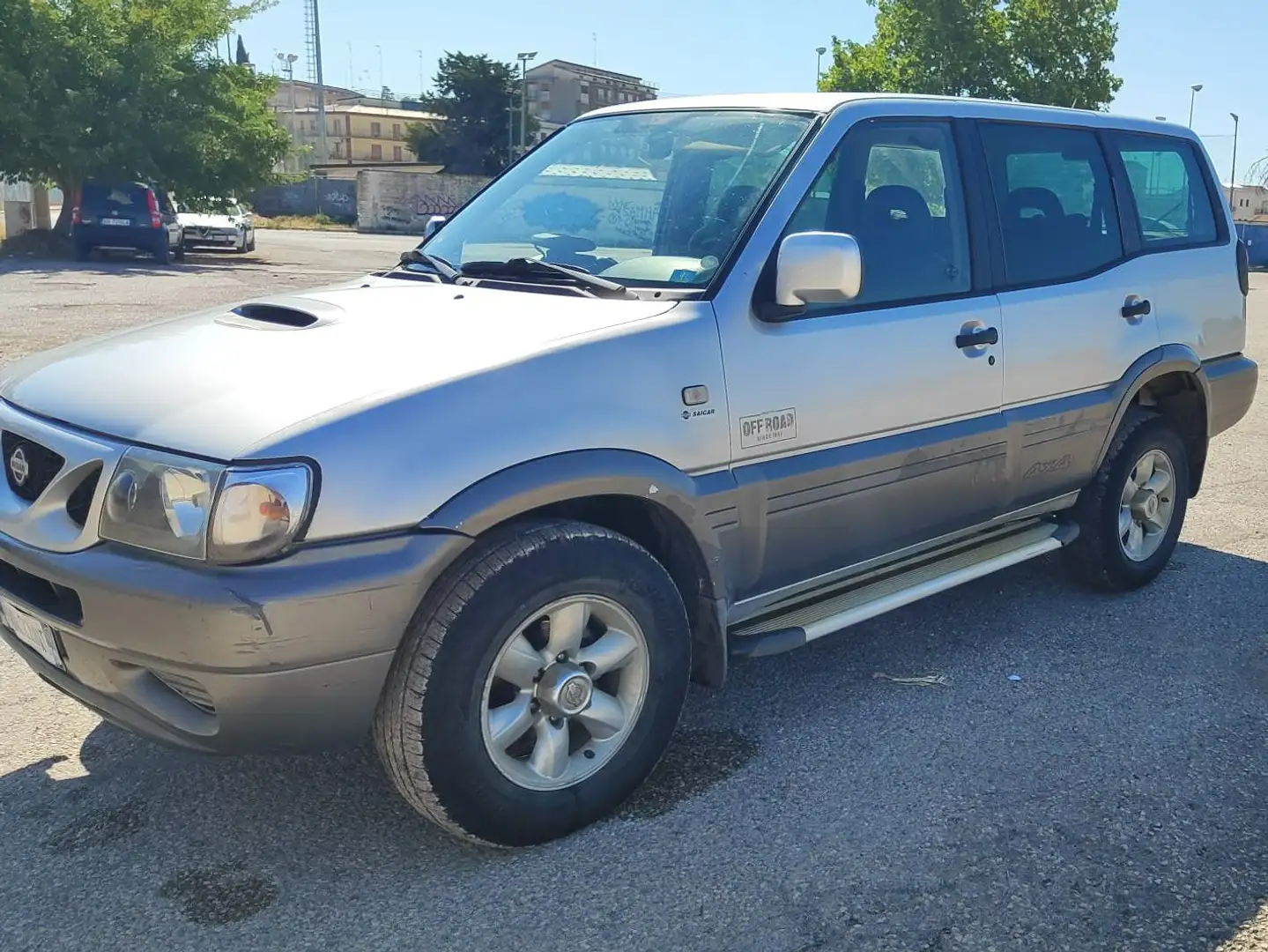 Nissan Terrano Terrano 2 5p 2.7 tdi SE Grigio - 2