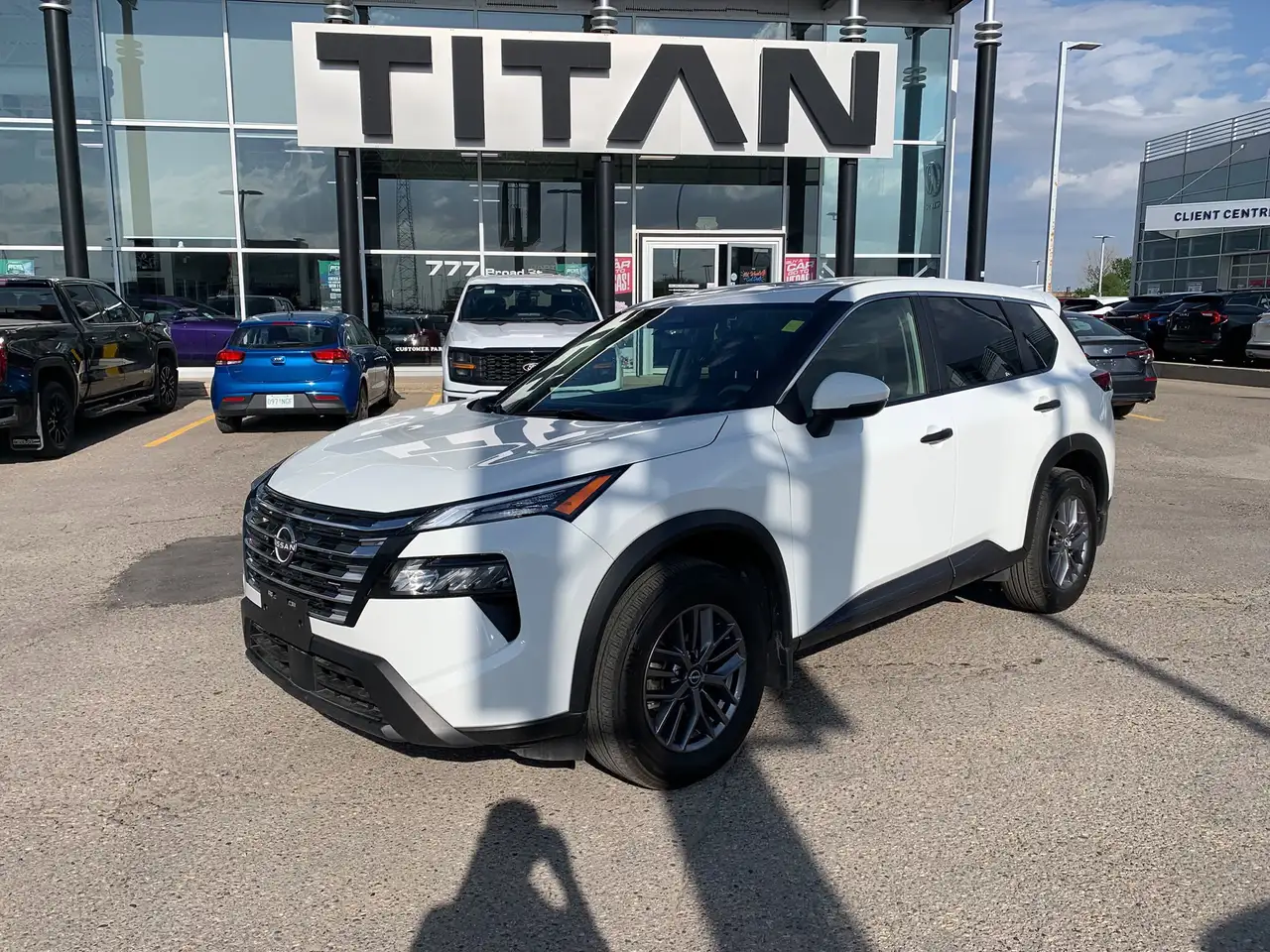 Nissan Rogue снимка Nissan Rogue