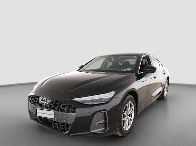 Audi A6 view 5