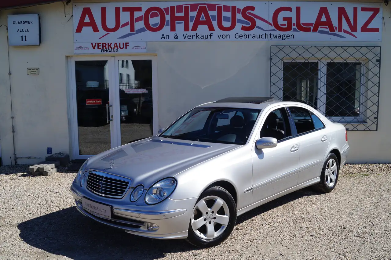 Mercedes-Benz E 320