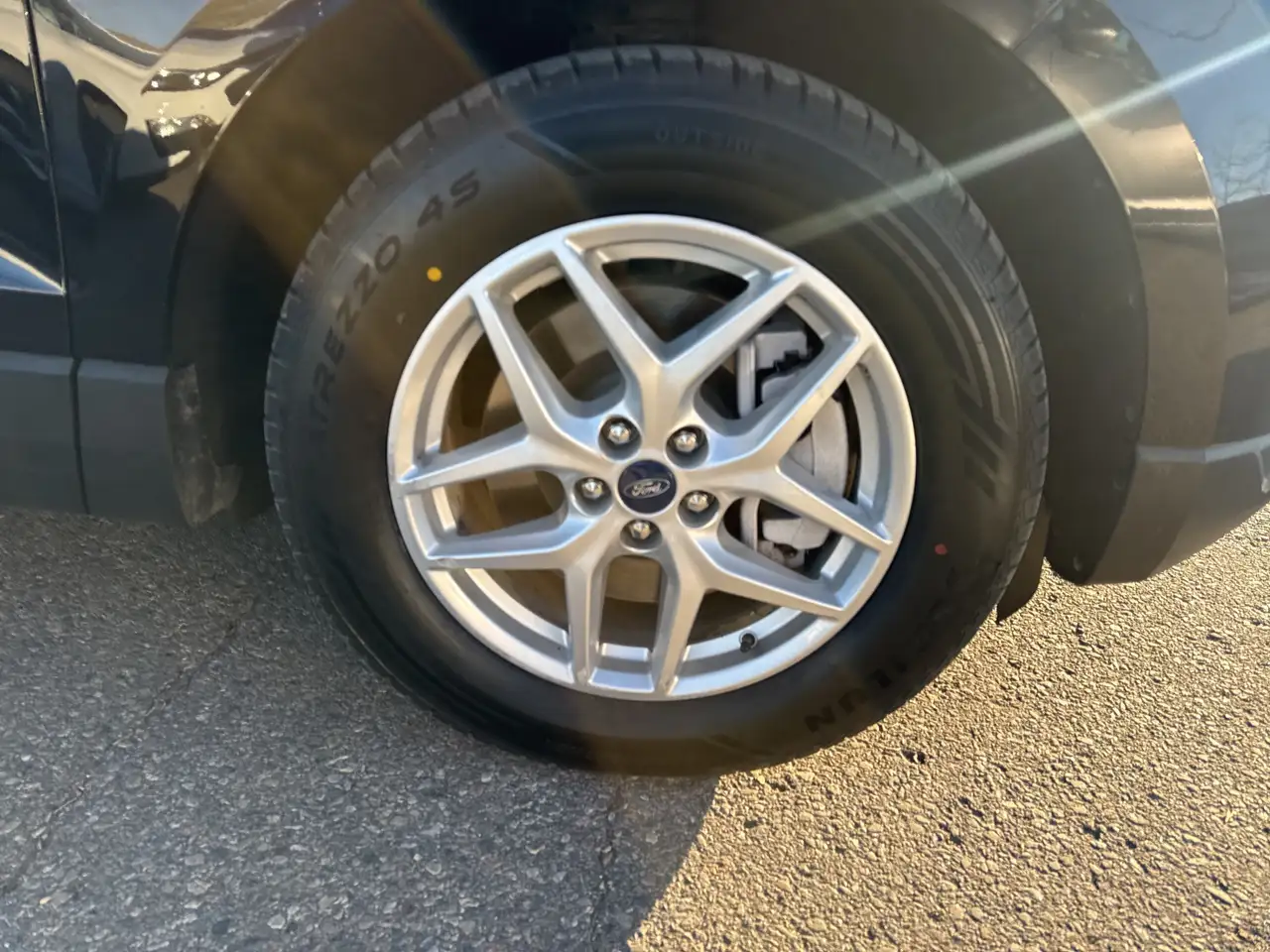 Ford Edge снимка Ford Edge