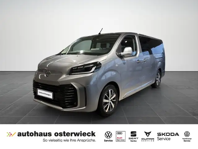 Toyota Proace Verso 2.0 D-4D L2 Team 8 Sitze Navi