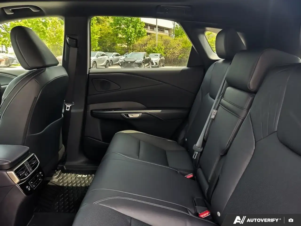 Lexus RX снимка Lexus RX