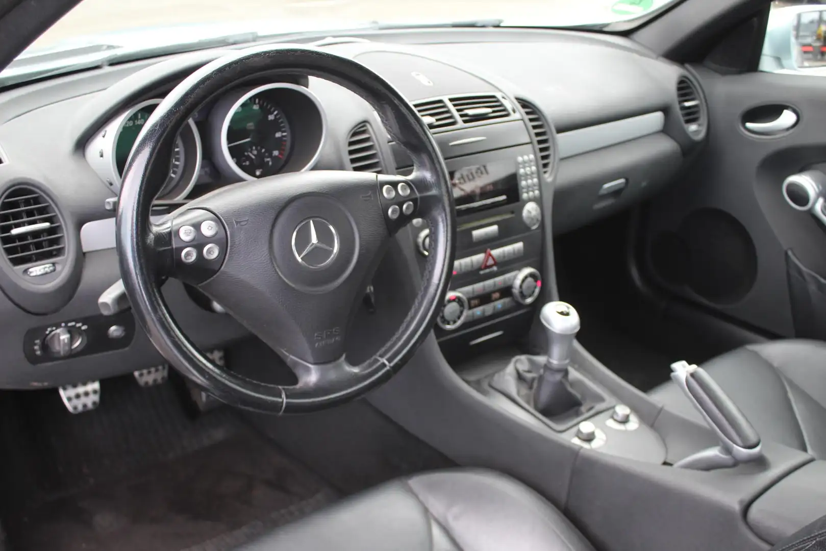 Mercedes-Benz SLK 200 K. Nieuw APK Stoelverwarming, Lederen interieur, C Grijs - 2