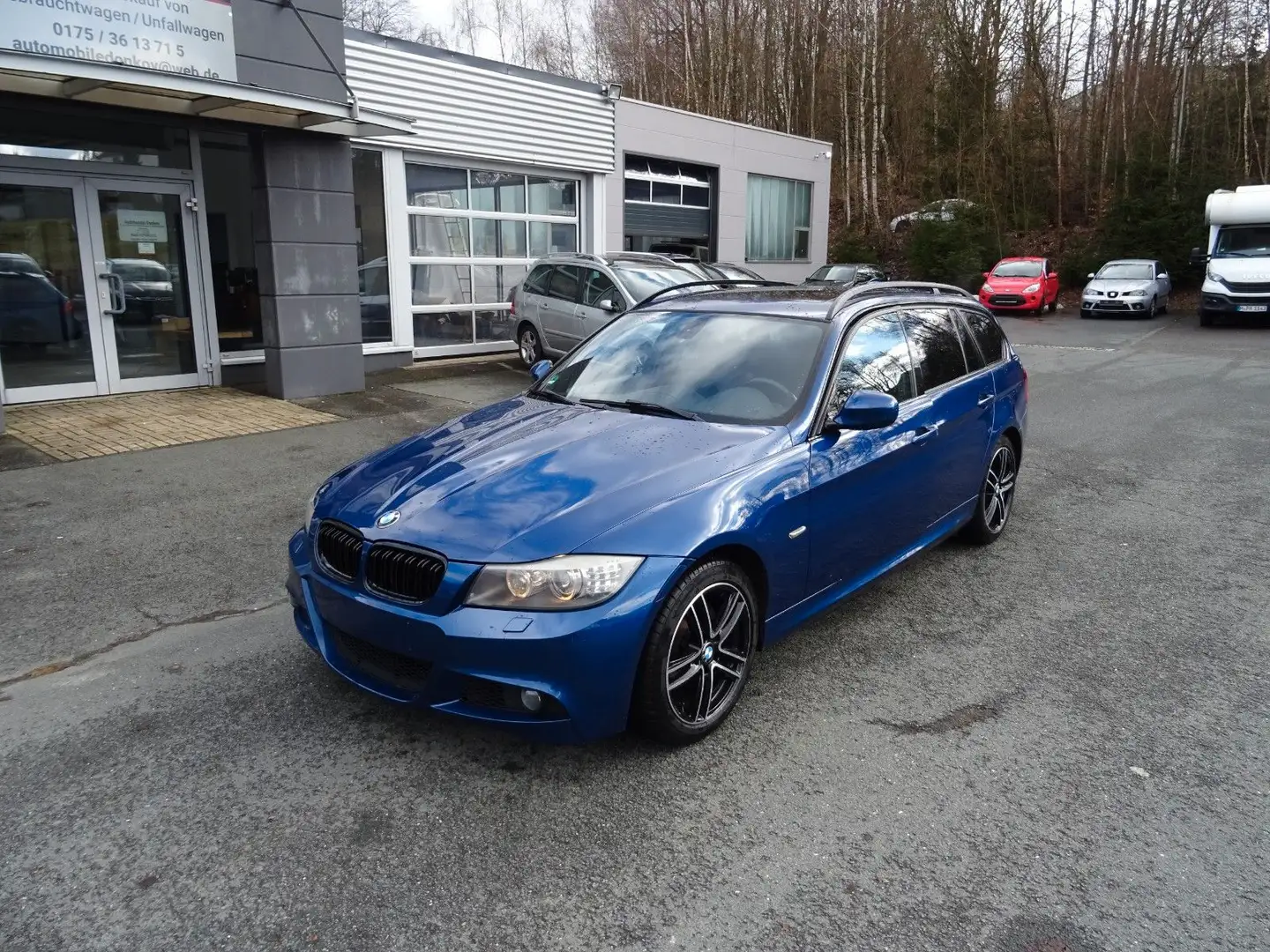 BMW 328 xi e91 N52 M-Paket X-Drive Panorama Keyless Azul - 1