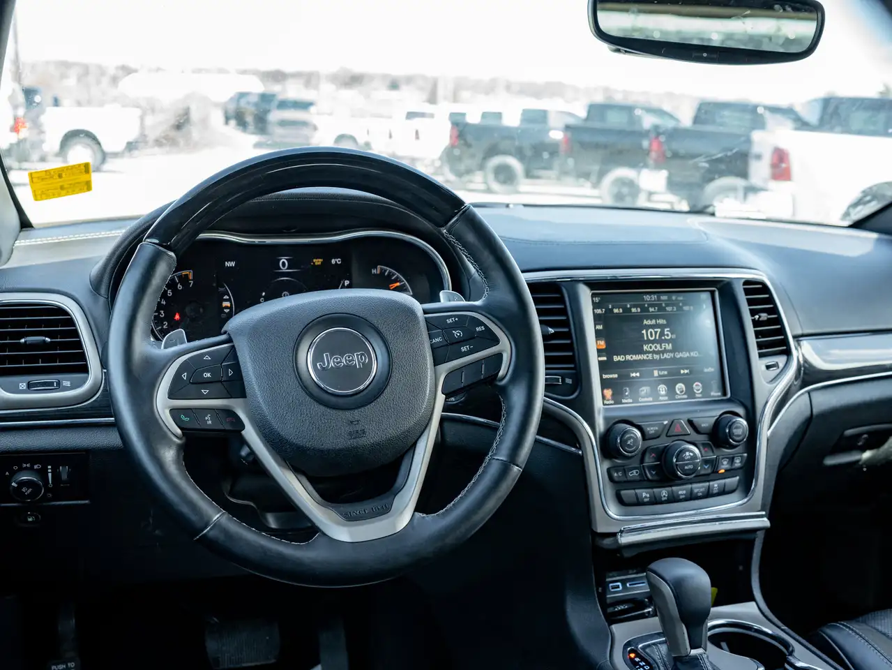Jeep Grand Cherokee снимка Jeep Grand Cherokee