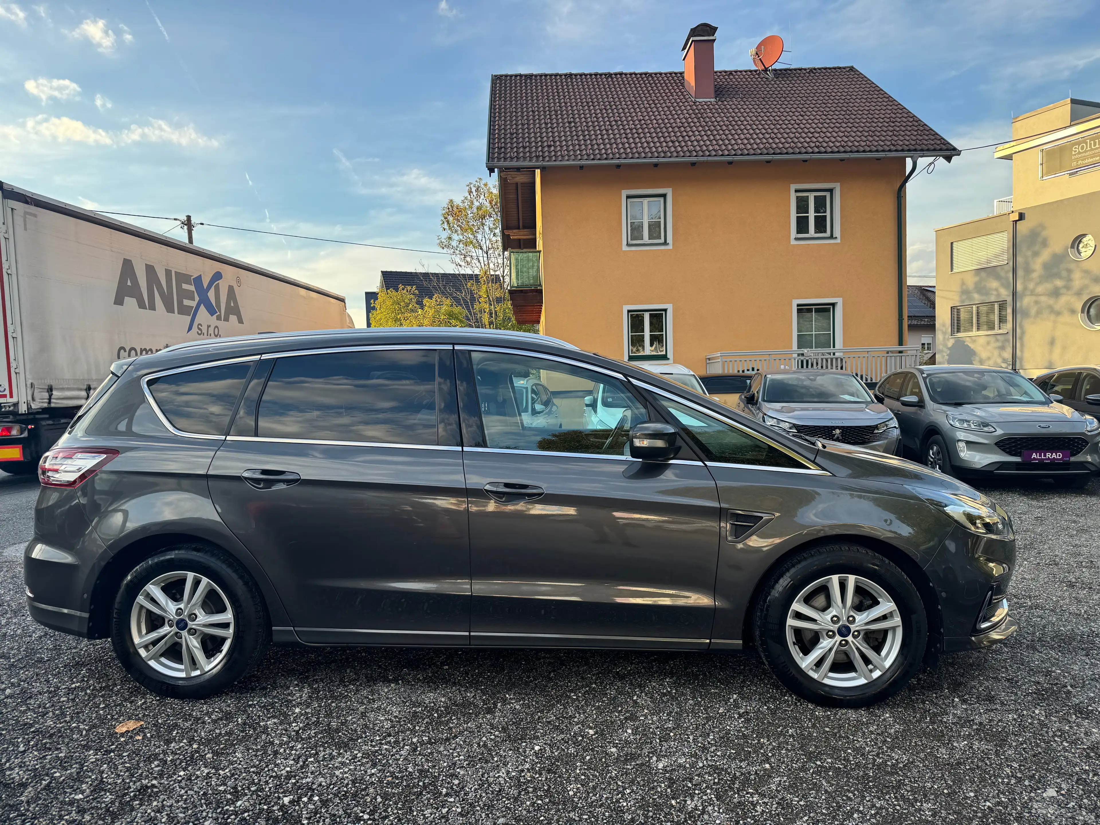 Ford S-Max 2,5 Duratec FHEV Hybrid Titanium Aut.,* ACC, Kamera, AHK,...* — photo 6