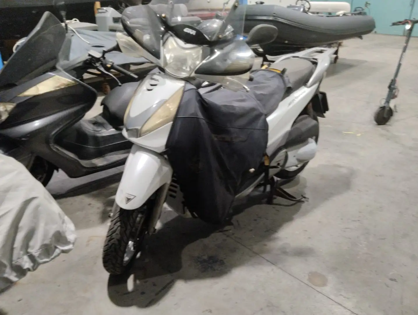 Honda SH 300 Sport ABS Blanco - 1