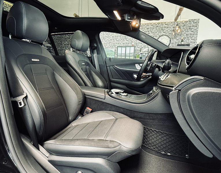 Mercedes-Benz E 53 AMG 4Matic+ 1-HAND|360°|LED|AHK|ACC|PANO| — photo 14