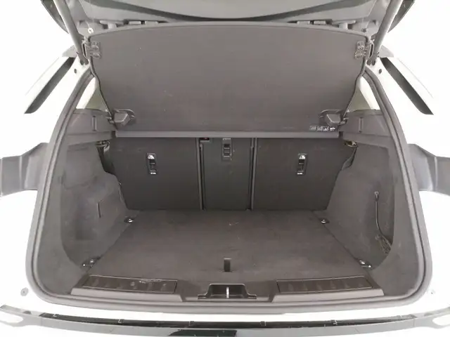 Land Rover Range Rover Evoque view 11