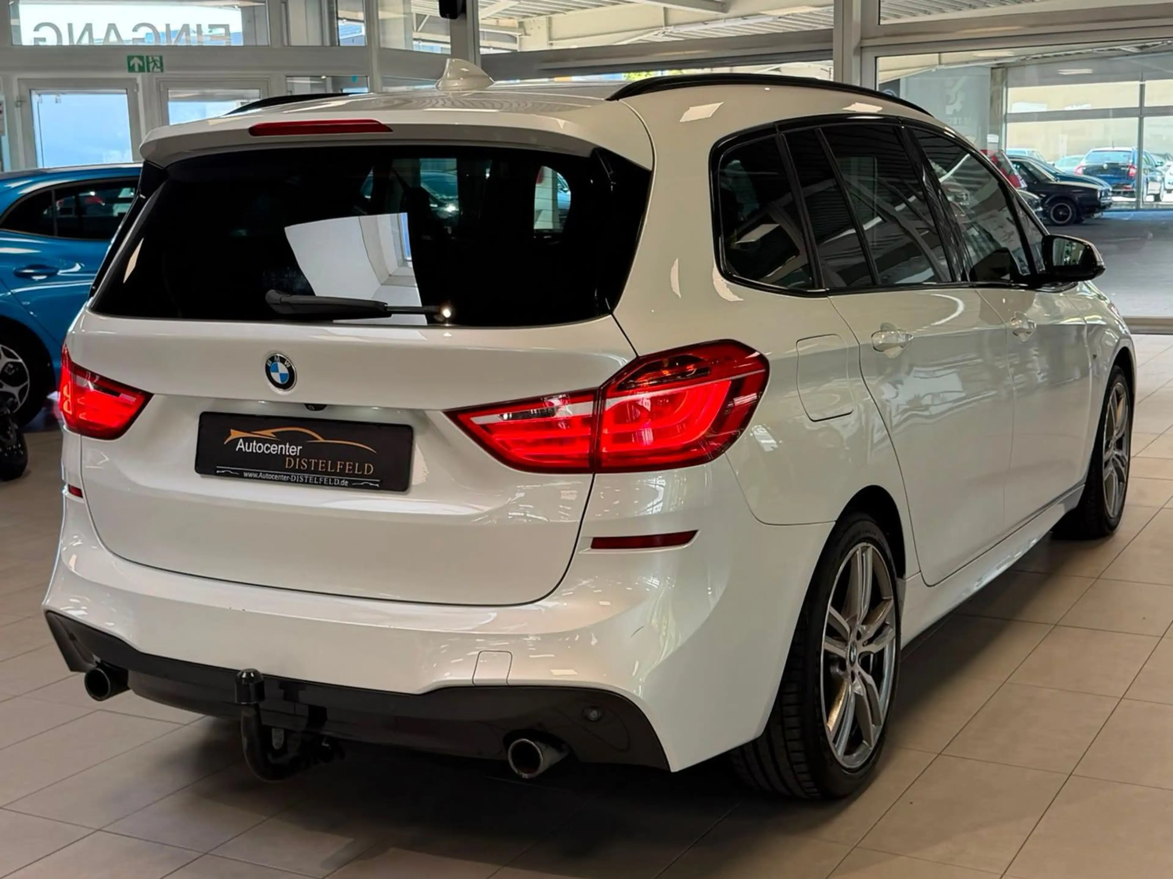 BMW 220 d xDrive M Sport HUD AHK 7 Sitze — photo 7