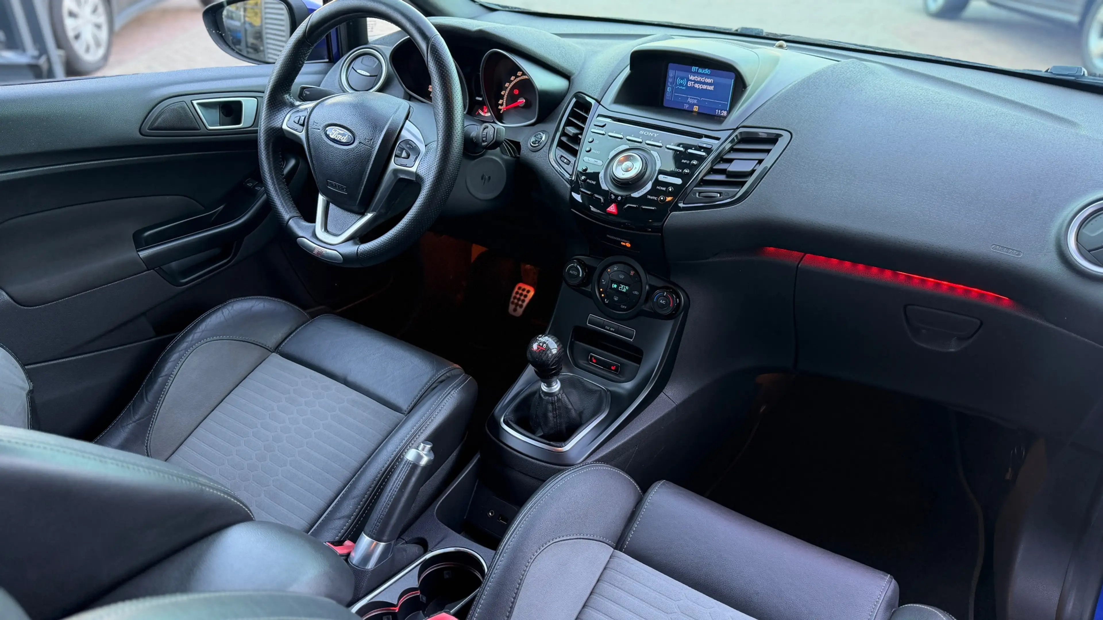 Ford Fiesta 1.6 ST2 Stoelverwarming|Airtec|Sportuitlaat — photo 7
