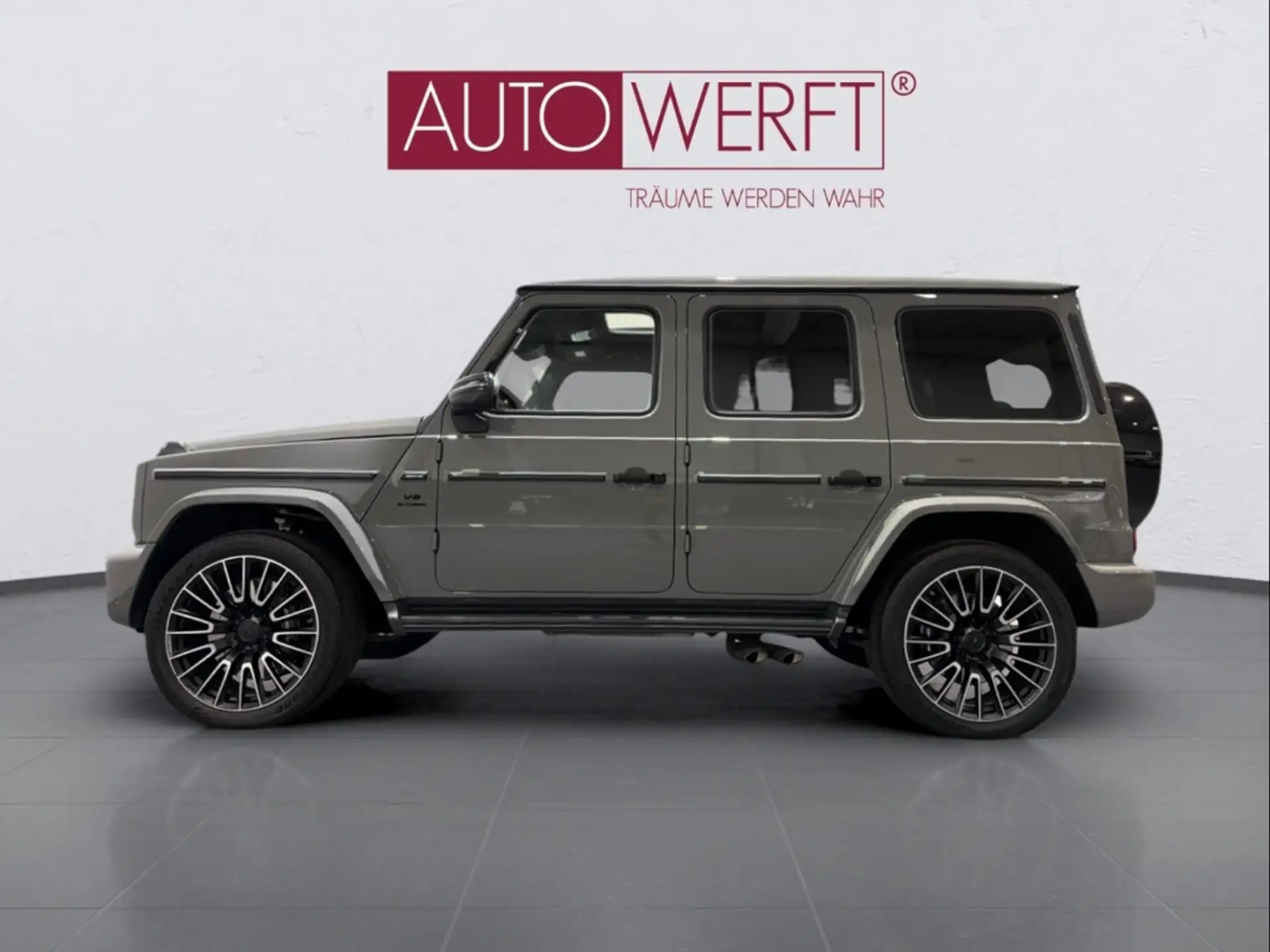 벤츠 G-Class G 63 AMG 2026 건메탈 사진 3