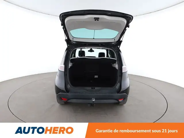 Renault Scenic view 16