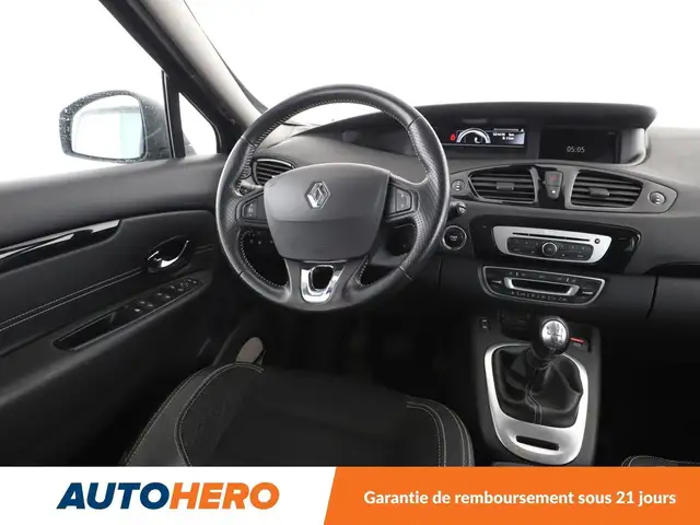 Renault Scenic view 13