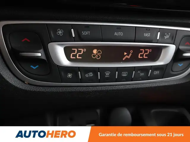 Renault Scenic view 22