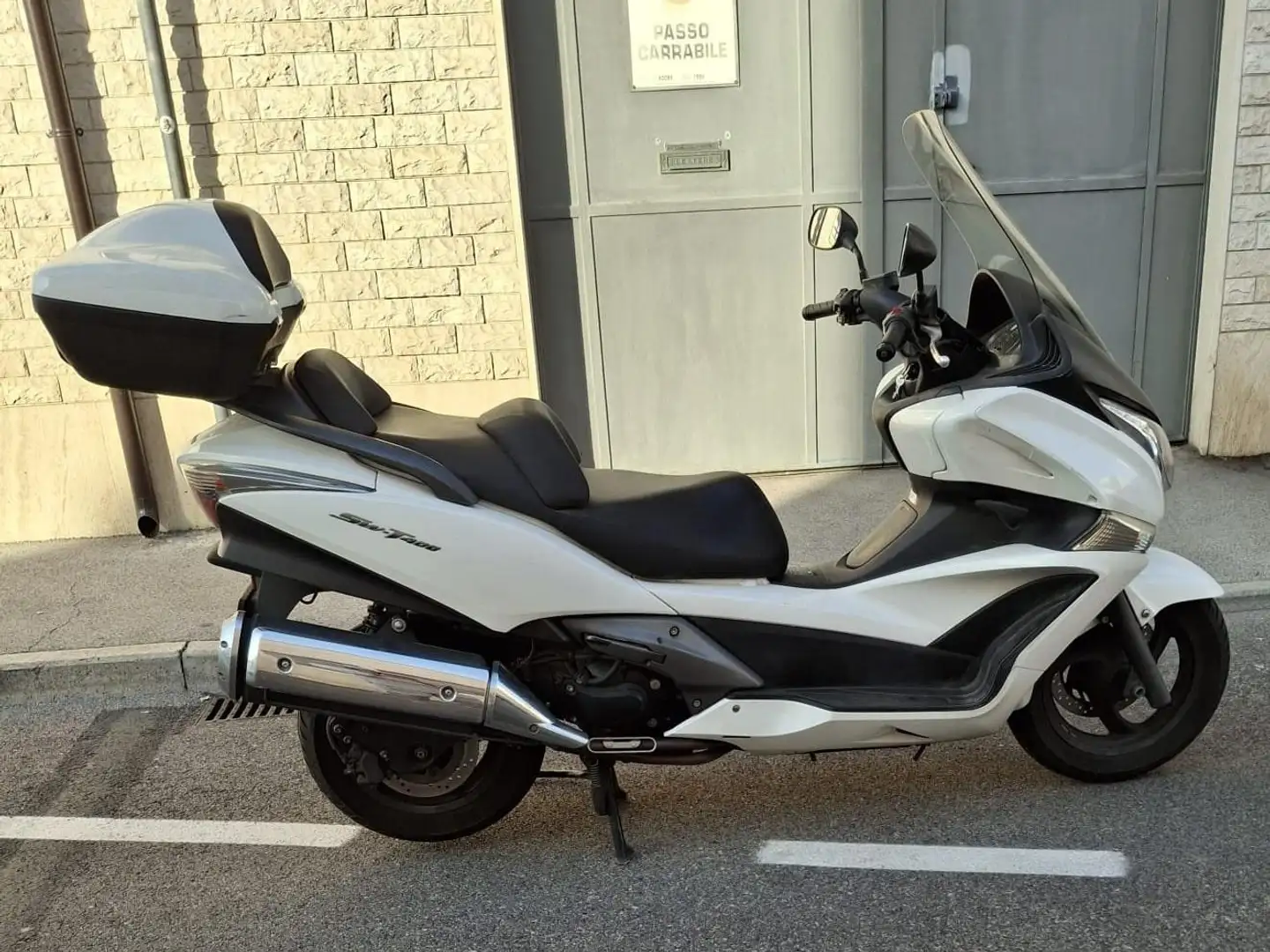 Honda SW-T 400 Bianco - 2
