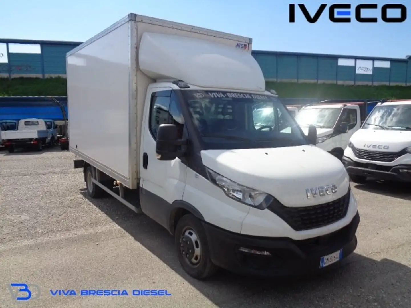 Iveco Daily 35C16 box con porte posteriori Bianco - 1