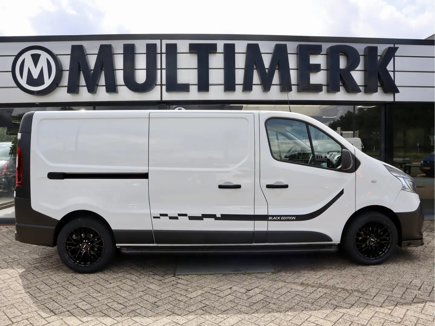 Renault Trafic 2.0 dCi 120PK MARGE/BTW VRIJ BLACK EDITION Blanc - 2