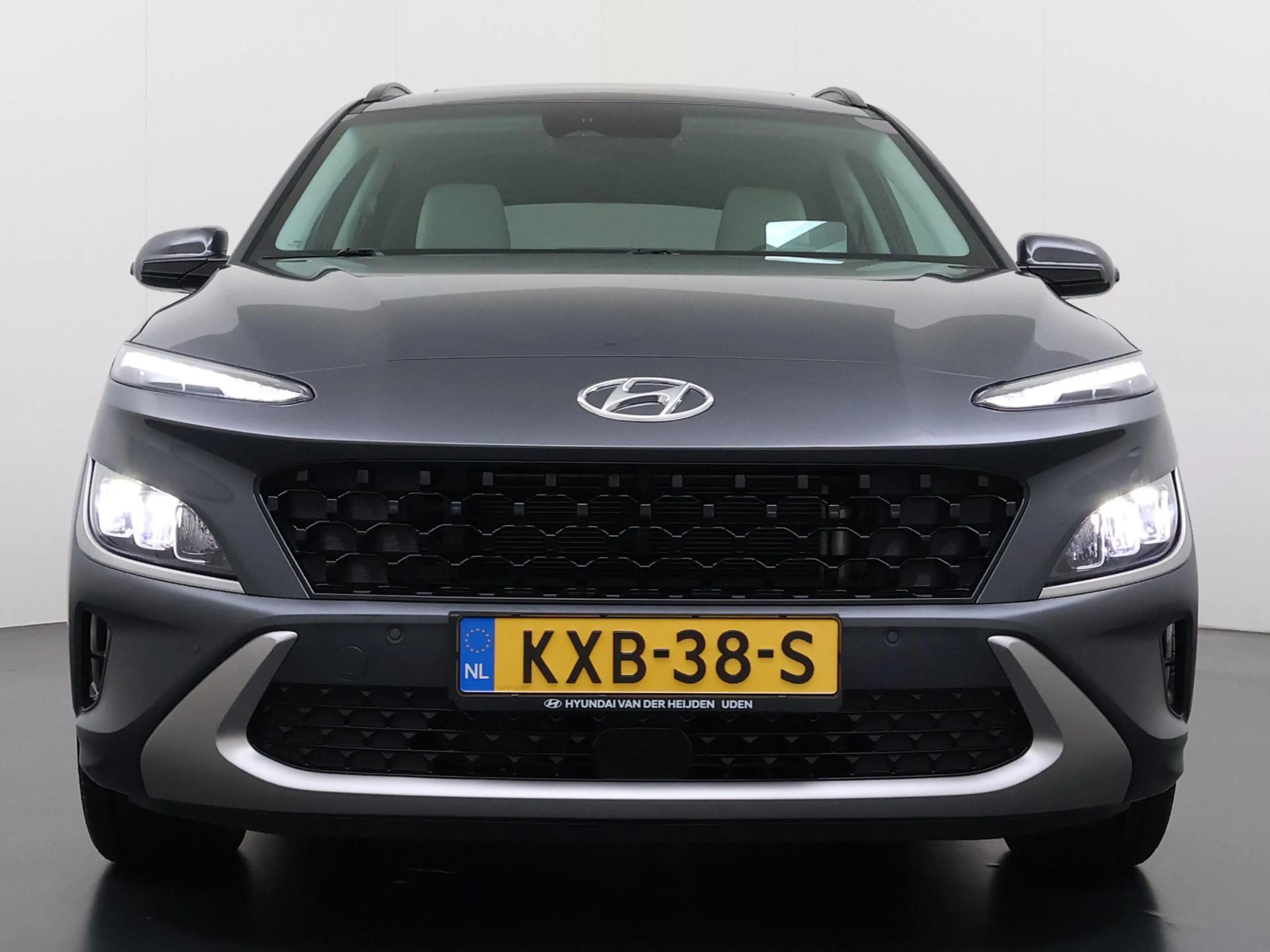 Hyundai KONA 1.6 GDI HEV Premium Sky Full Options — photo 8