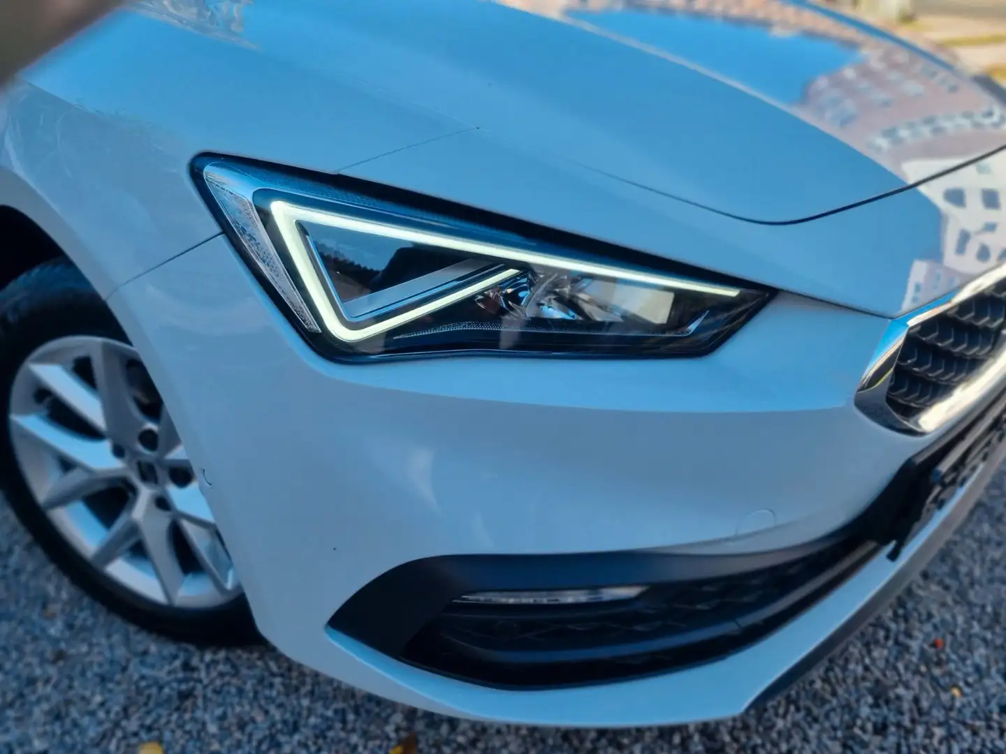 SEAT Leon Style Werksgarantie bis 2027  Paragraph 25 Blanc - 1