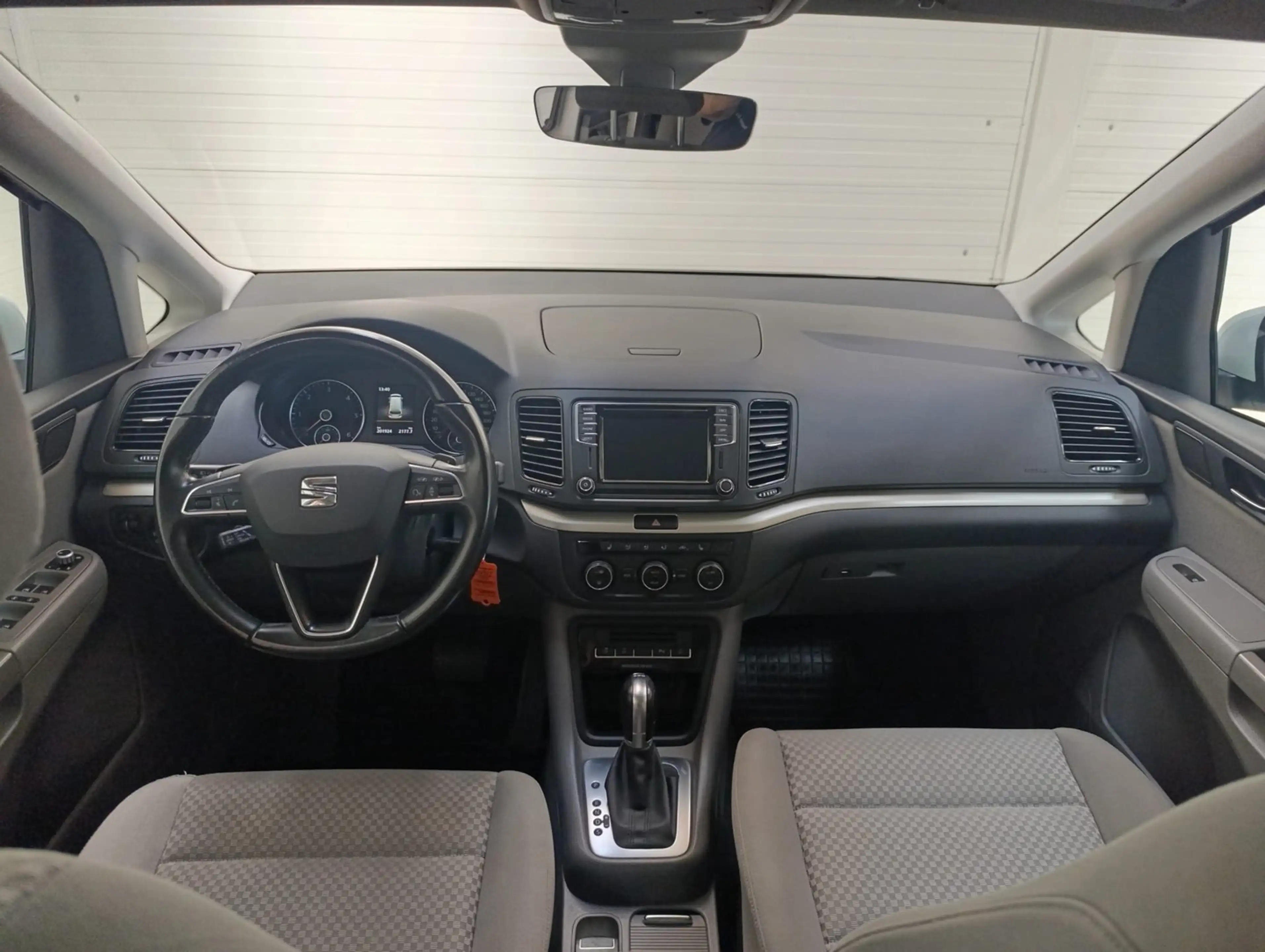 SEAT Alhambra Business TDI DSG — photo 15