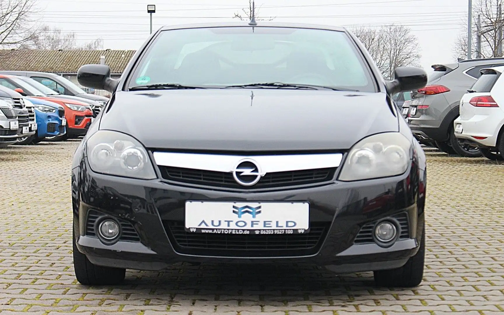 Opel Tigra 1.4 TWINPORT/SHEFT/KLIMA/AUTOMATIK/ALLWETT Siyah - 2