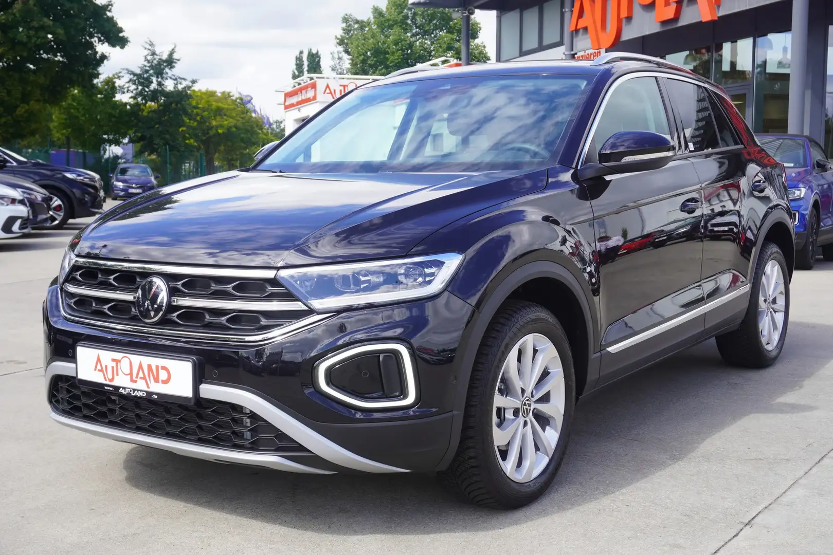 Volkswagen T-Roc 1.5 TSI Style Panorama ACC Massagesitz Noir - 2
