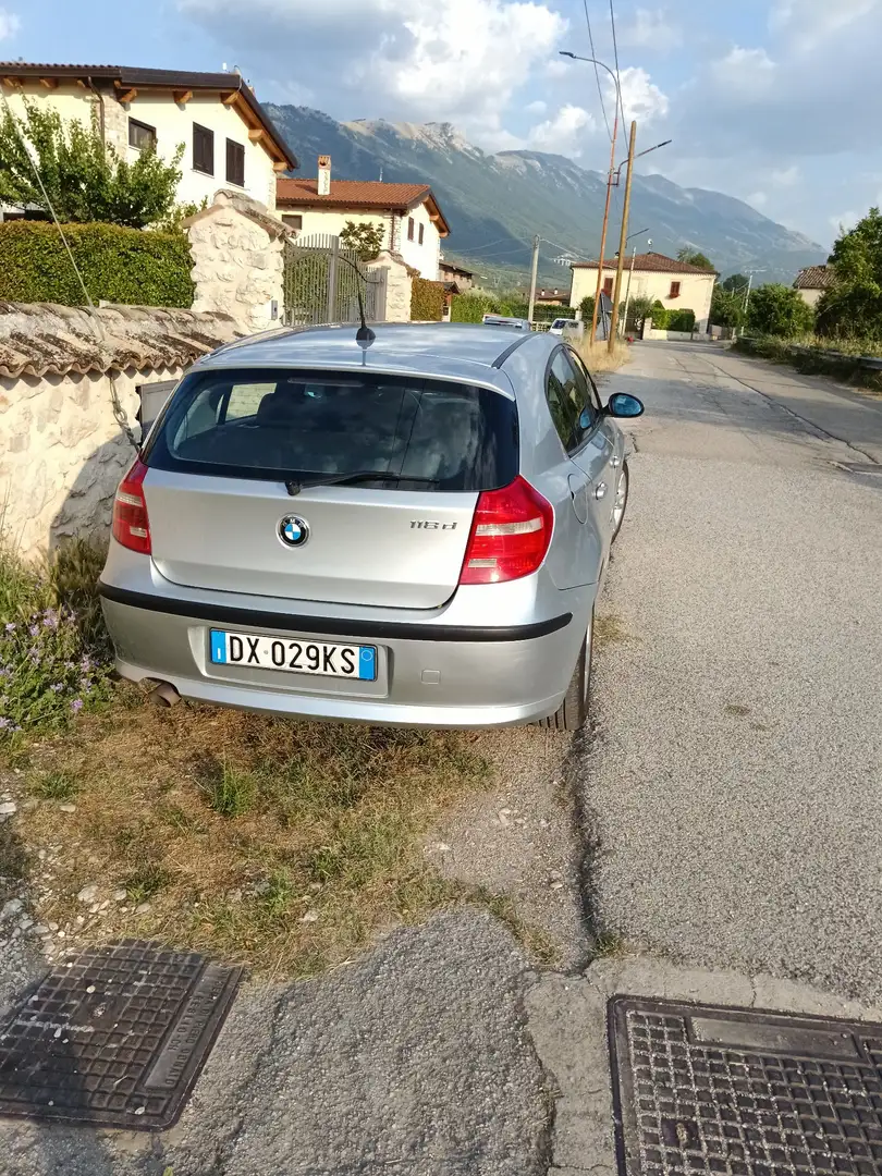 BMW 118 118d 5p 2.0 Attiva 143cv dpf - 2