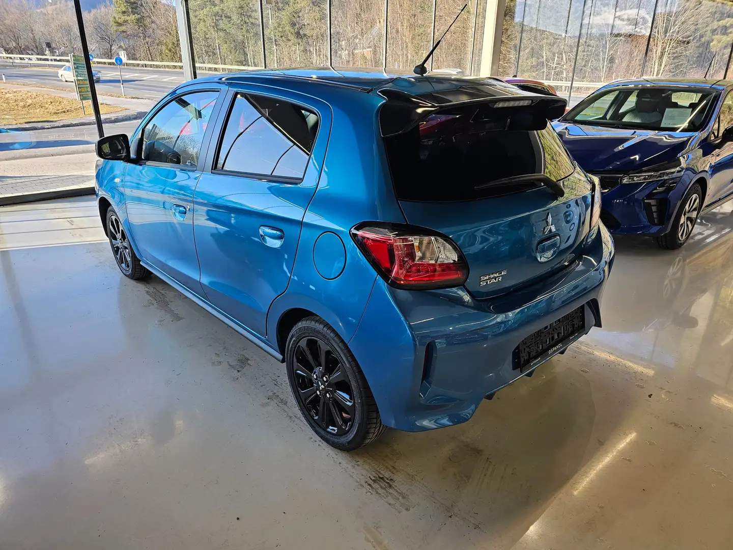 Mitsubishi Space Star 1,2 Invite AS&G SDA 45 Jahre Edition 24 Blau - 2