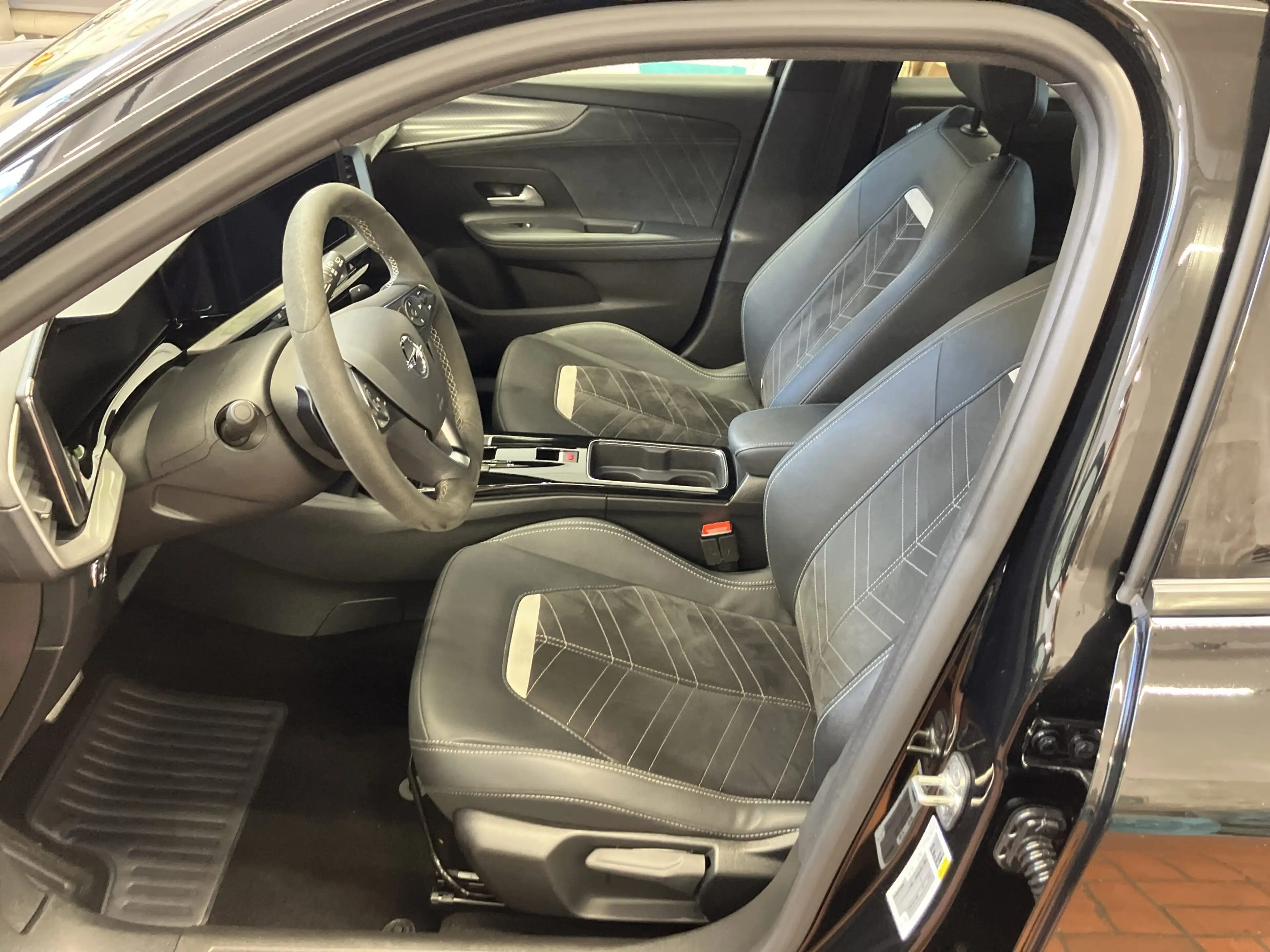 Opel Mokka Irmscher iS3 499/500 ACC+Alcantara+Kam+19 — photo 7