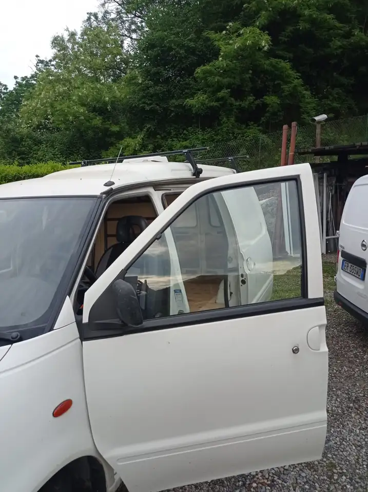 Nissan Cargo, foto 7