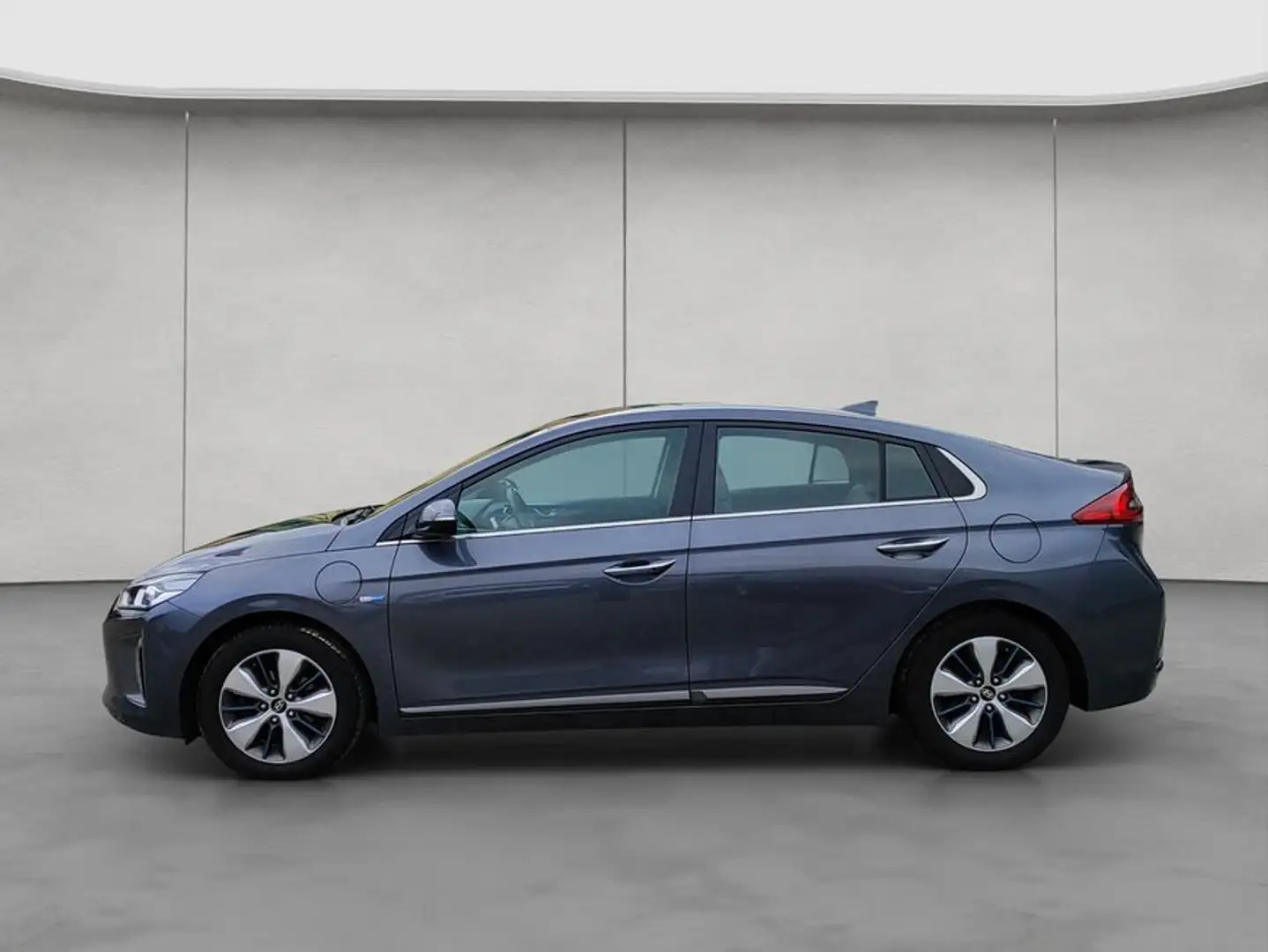 Hyundai IONIQ Plug-in-Hybrid 1.6GDI Premium*KAMERA*XENON* Grau - 2