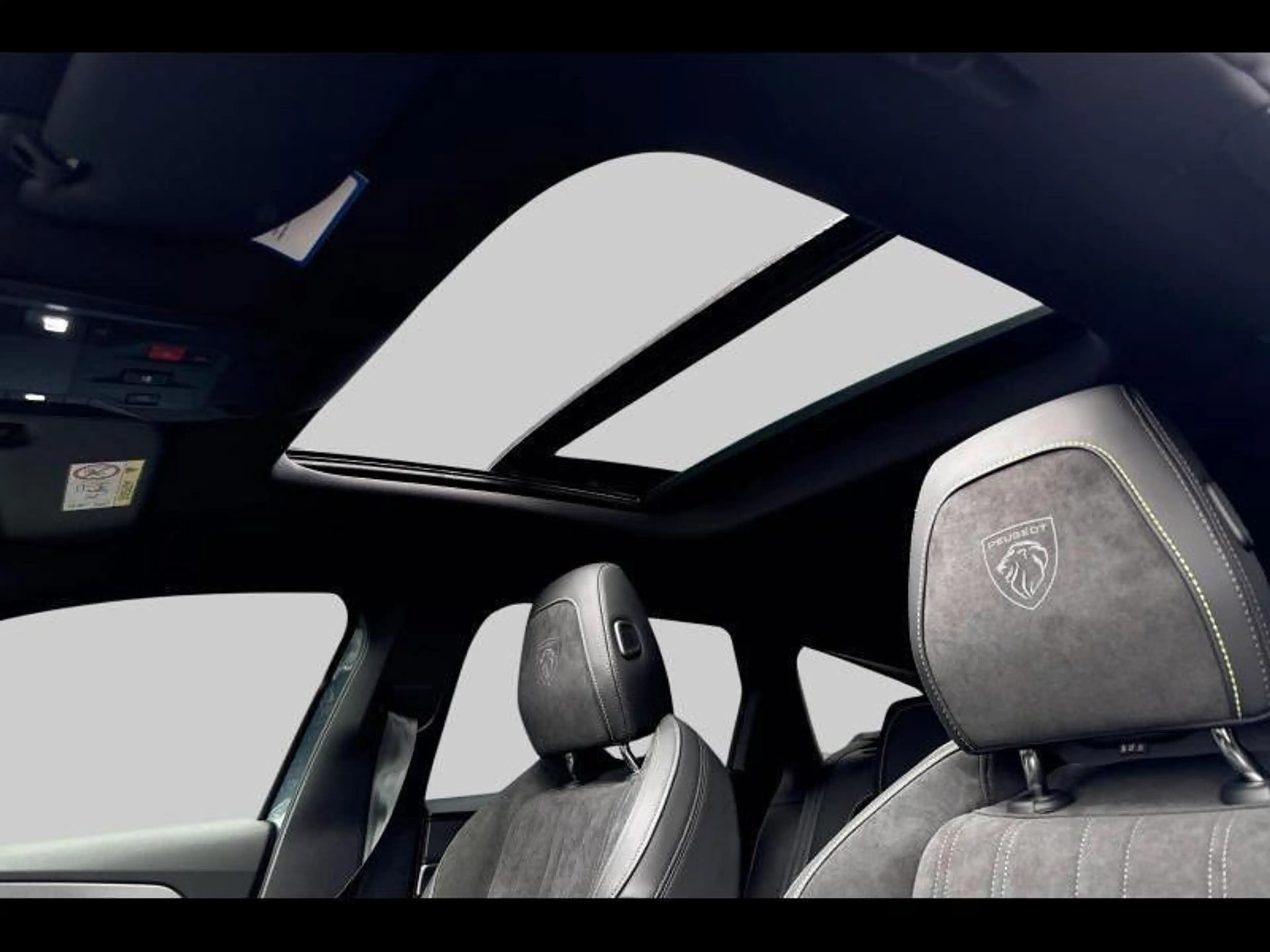 Peugeot 308 -GT-PANODAK-360°CAM-FOCAL — photo 15