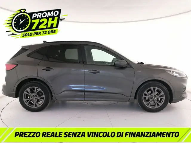Ford Kuga view 3